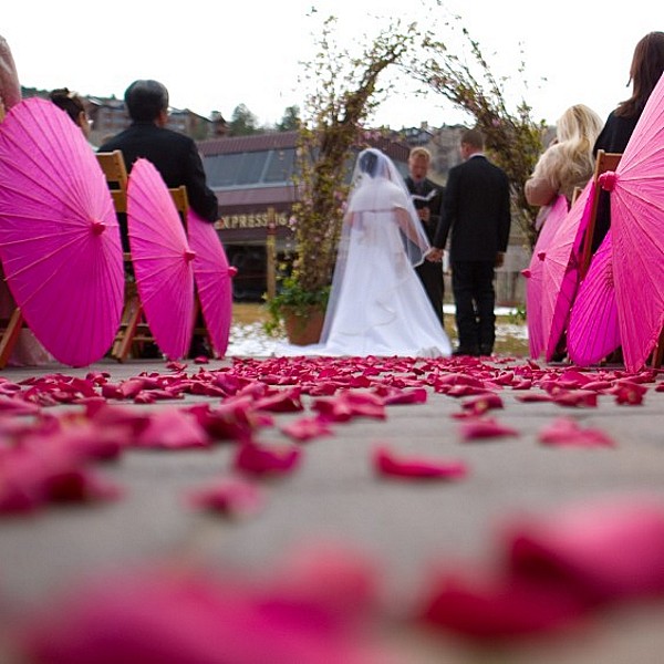 wedding-parasols
